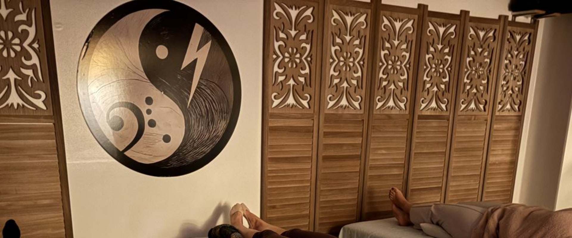 Discover How Reiki Enhances Med Spa Treatments in Glendale